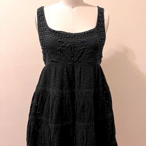 New Guess lace/ embroidery dress